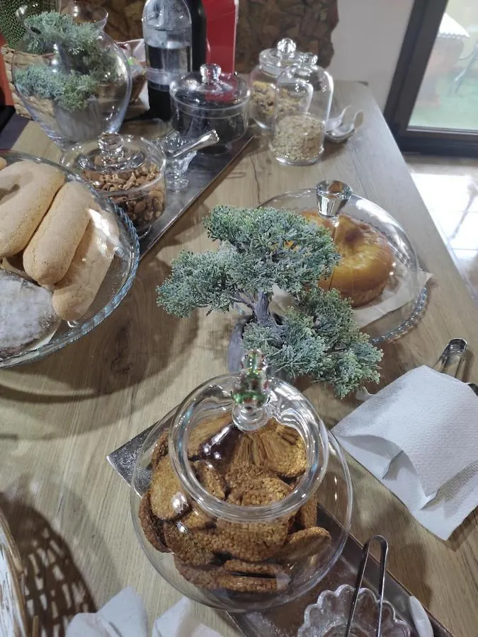 Room & Relax Eleinad Càbras Bed & Breakfast