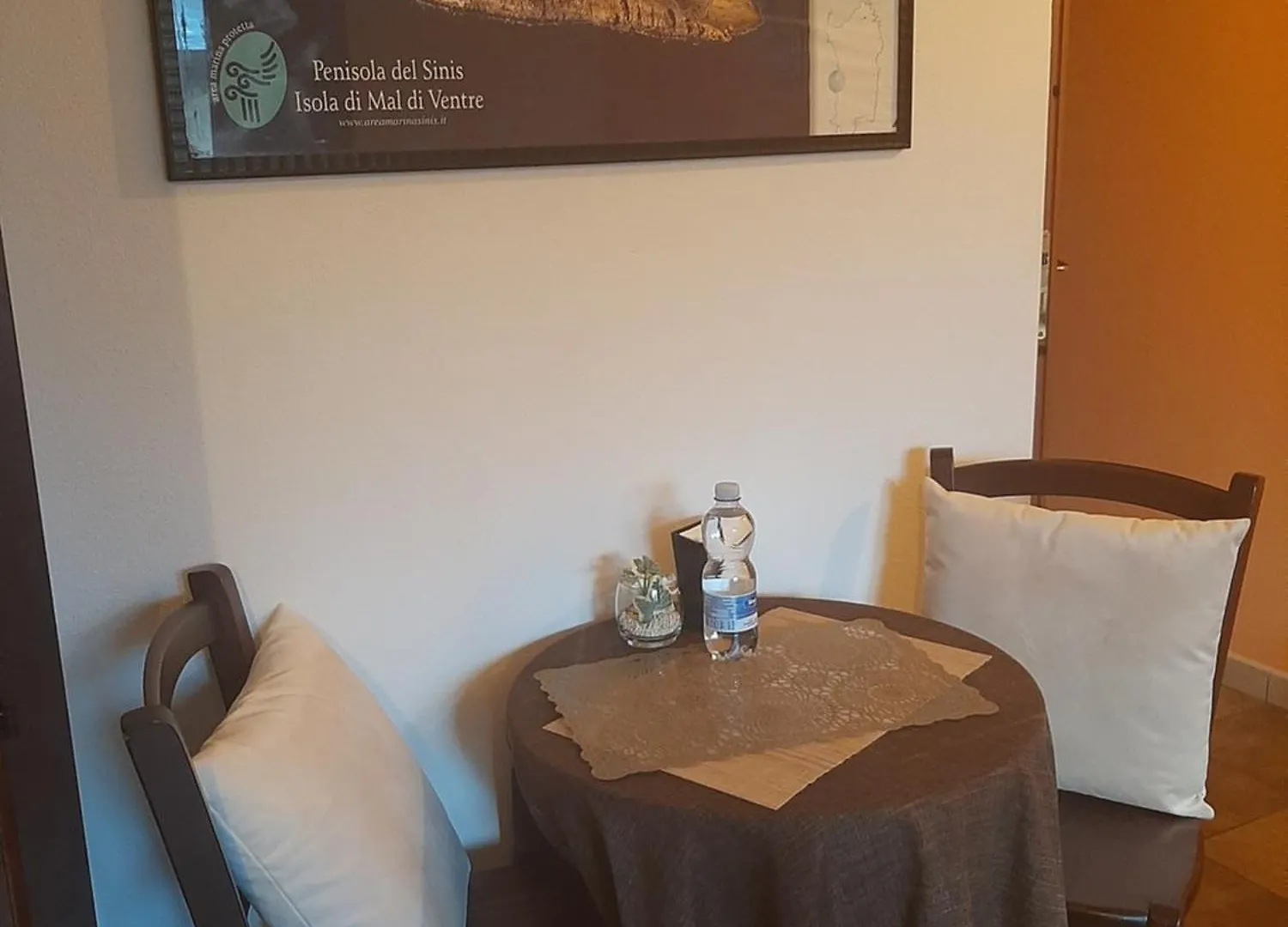 Bed & Breakfast Room & Relax Eleinad Càbras Italia
