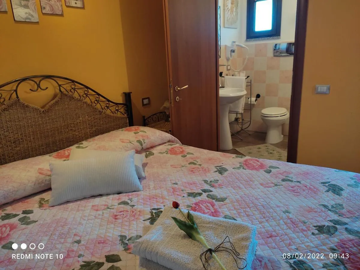 Room & Relax Eleinad Cabras 0*,  Italy